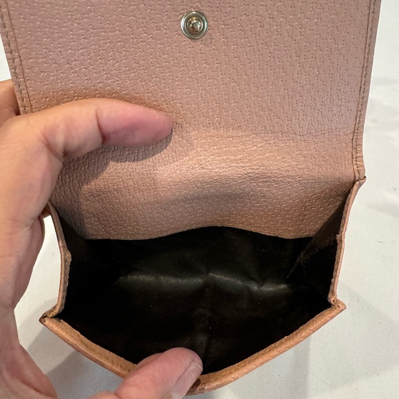 Authentic Gucci short wallet - Picture 10 of 14